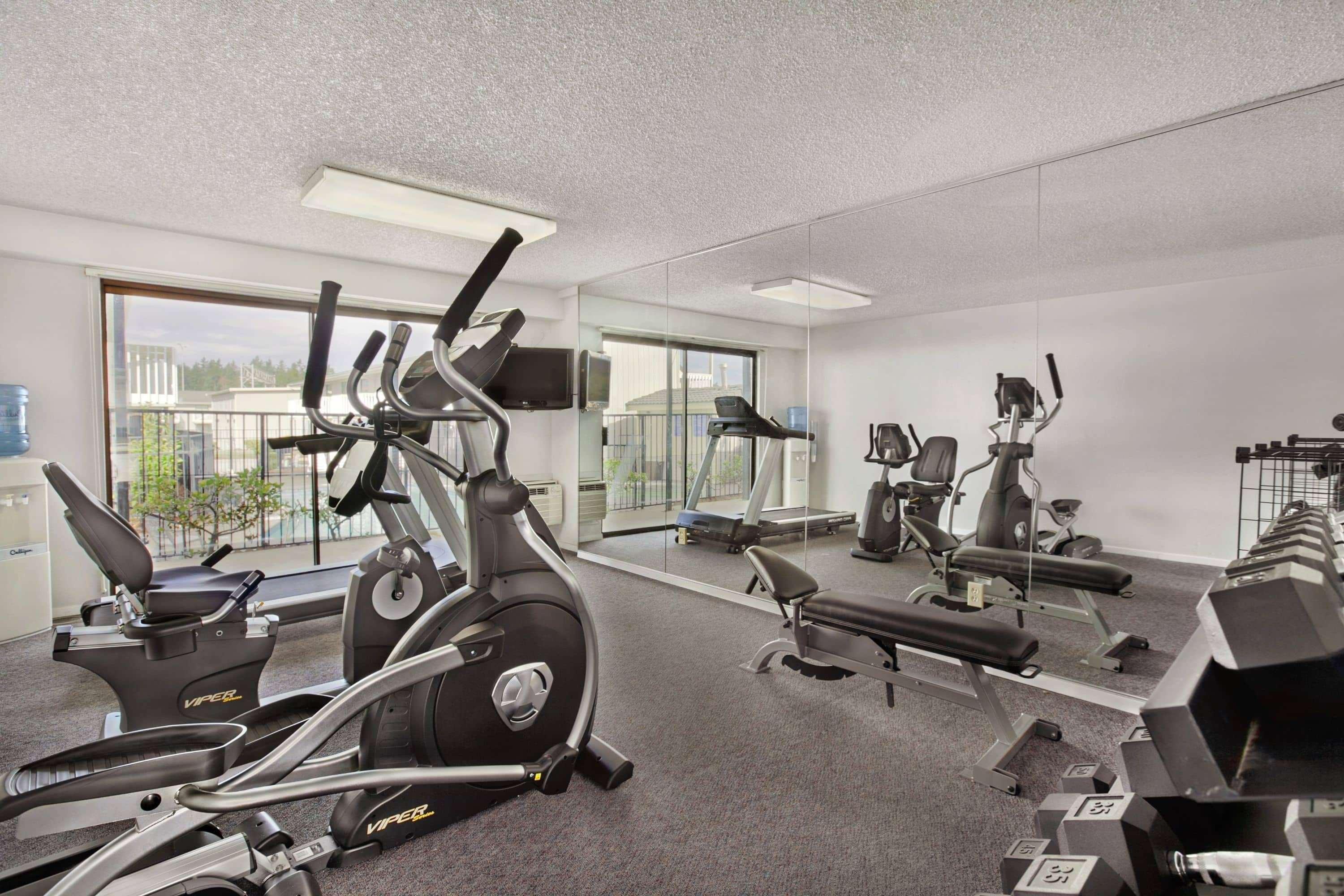 South Tacoma Suites Eksteriør billede